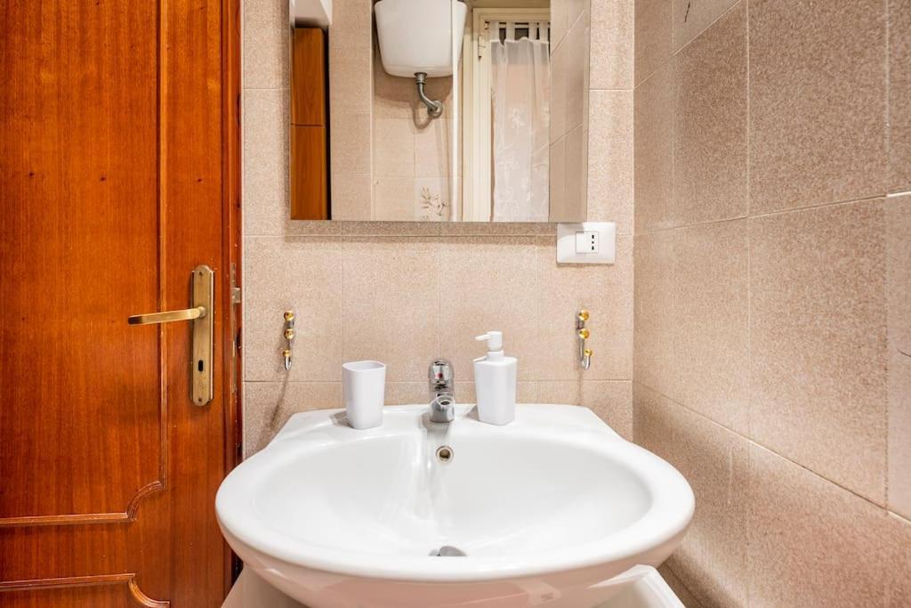 44Oz Apartment With Terrace In Monteverde โรม ภายนอก รูปภาพ